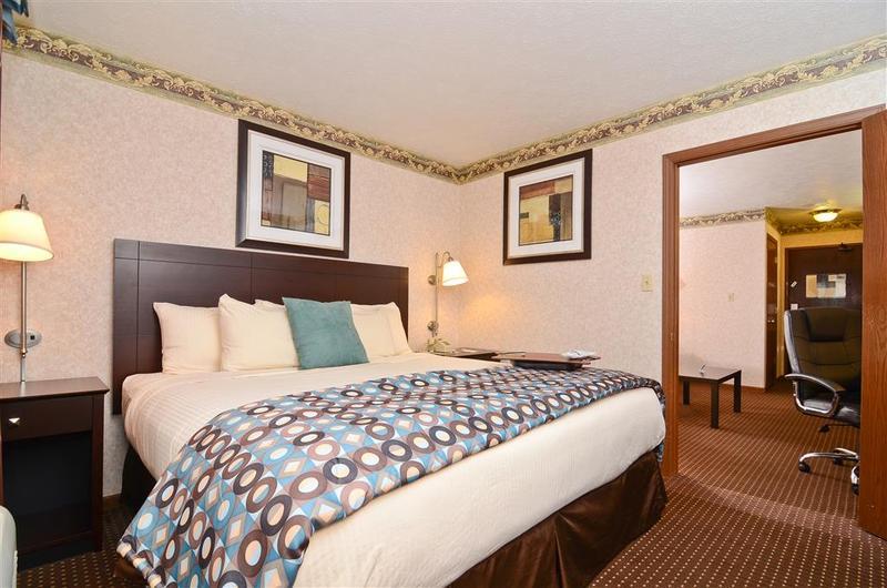 Baymont By Wyndham Danville Il Экстерьер фото
