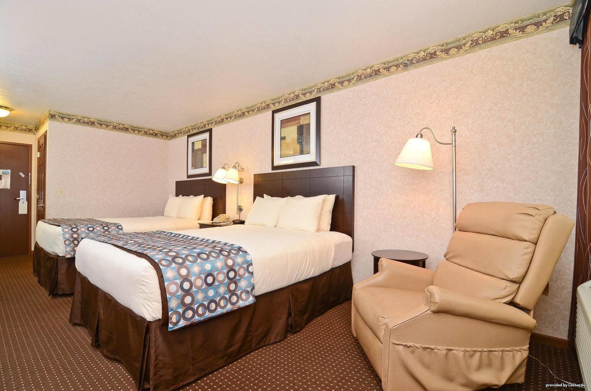 Baymont By Wyndham Danville Il Экстерьер фото