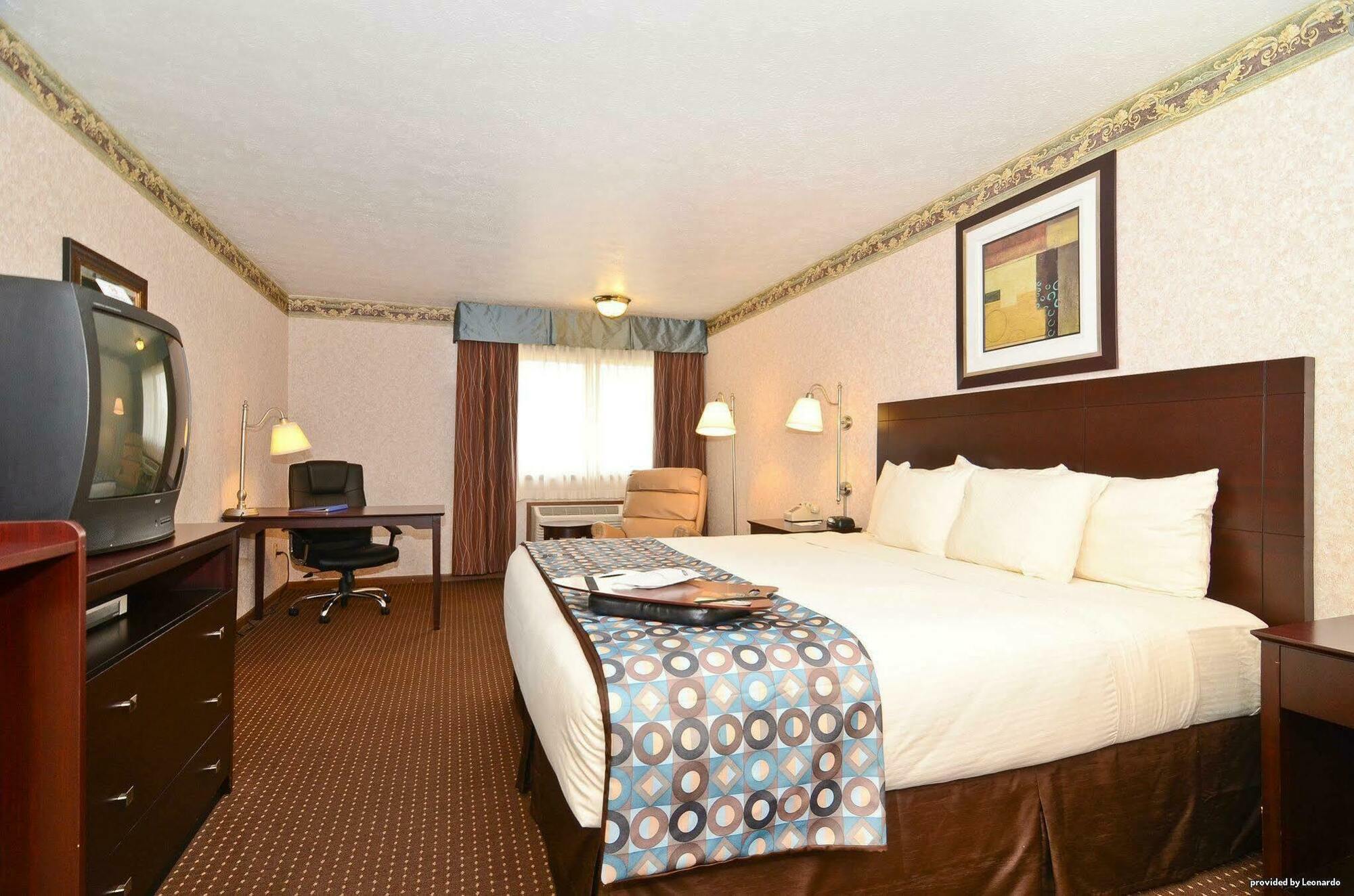 Baymont By Wyndham Danville Il Экстерьер фото