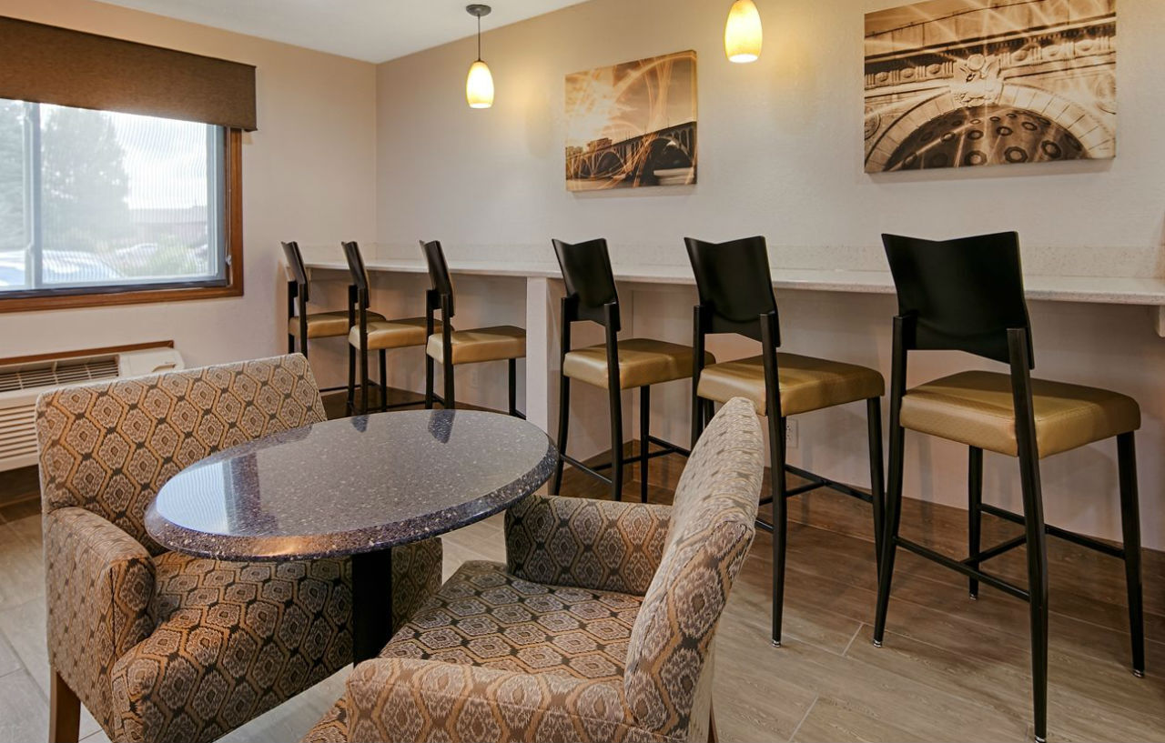 Baymont By Wyndham Danville Il Экстерьер фото